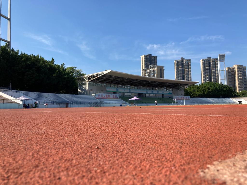 广东理工学院体育馆图片